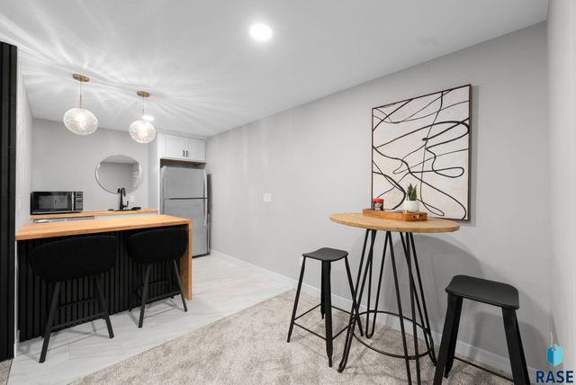 800 S James Ave Avenue, Tea, SD 57064