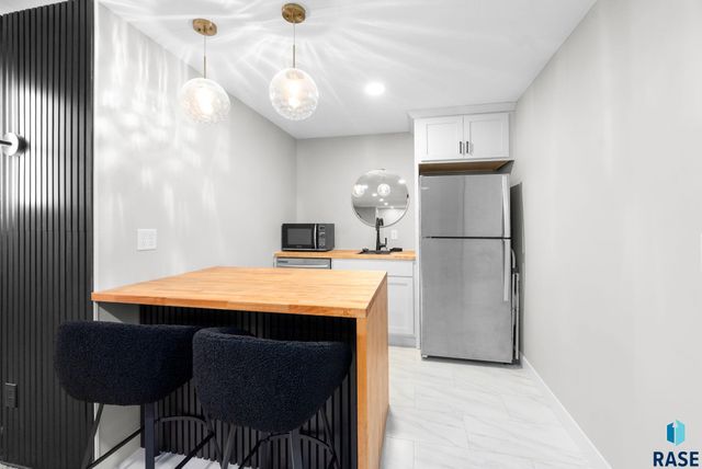 800 S James Ave Avenue, Tea, SD 57064