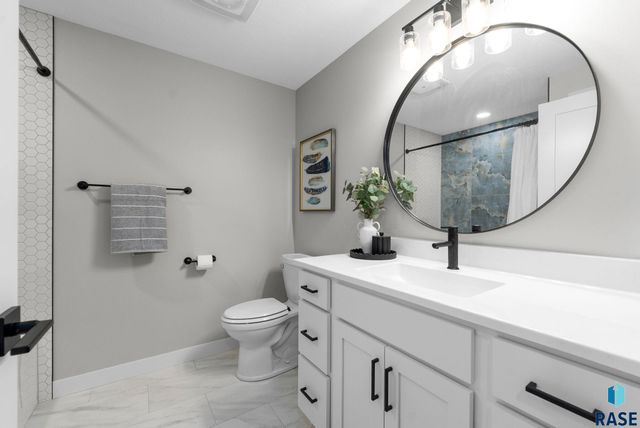 800 S James Ave Avenue, Tea, SD 57064