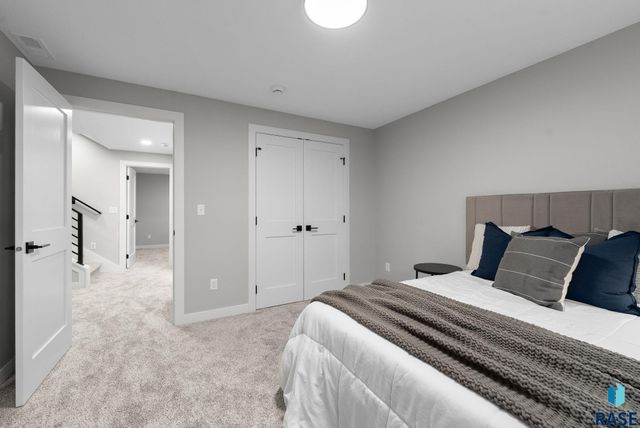 800 S James Ave Avenue, Tea, SD 57064