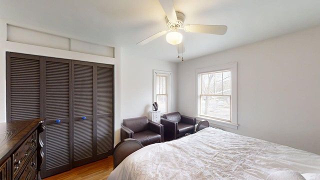 1416 N Clinton Boulevard, Bloomington, IL 61701