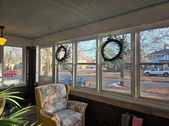 1416 N Clinton Boulevard, Bloomington, IL 61701