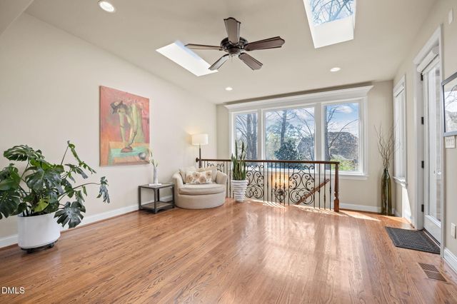 105 Glade Park Road, Cary, NC 27518