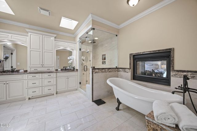 105 Glade Park Road, Cary, NC 27518