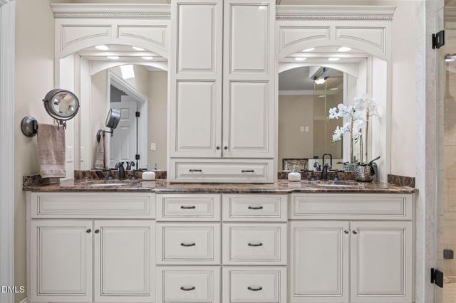 105 Glade Park Road, Cary, NC 27518