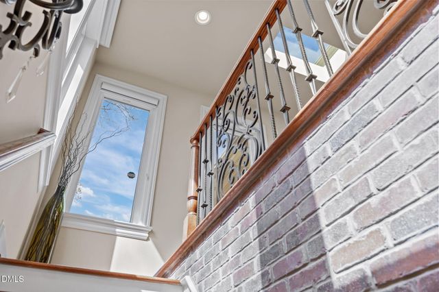 105 Glade Park Road, Cary, NC 27518