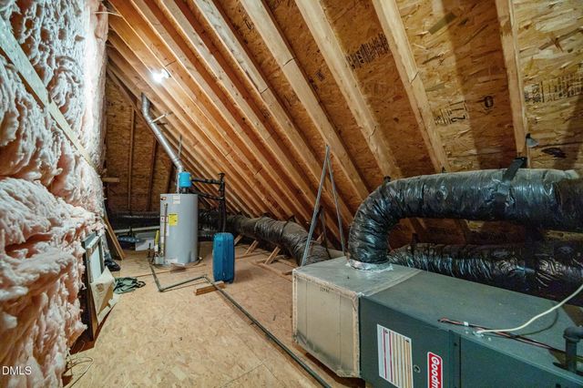 105 Glade Park Road, Cary, NC 27518