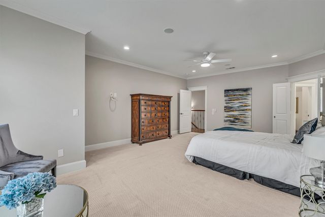 6811 Deloache Avenue, Dallas, TX 75225
