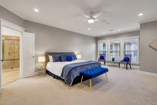 6811 Deloache Avenue, Dallas, TX 75225