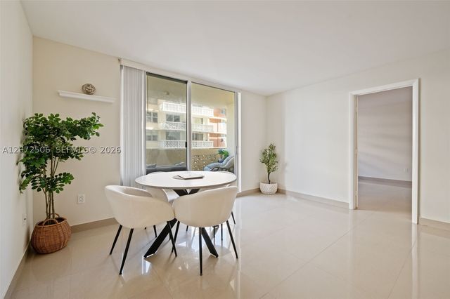 1833 S Ocean Dr 809, Hallandale Beach, FL 33009