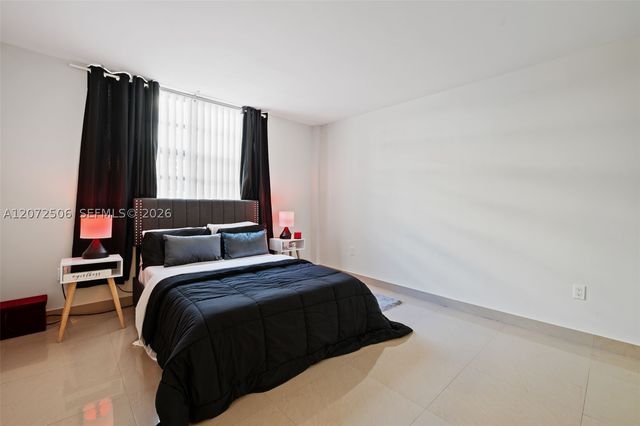 1833 S Ocean Dr 809, Hallandale Beach, FL 33009