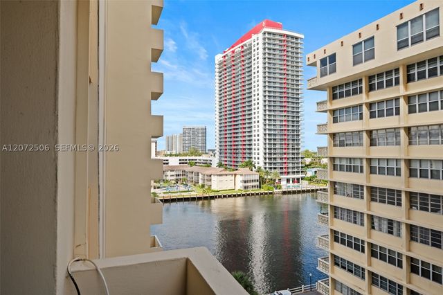1833 S Ocean Dr 809, Hallandale Beach, FL 33009
