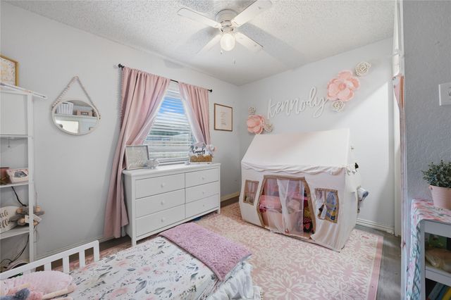 236 Seacraft Drive, Gun Barrel City, TX 75156