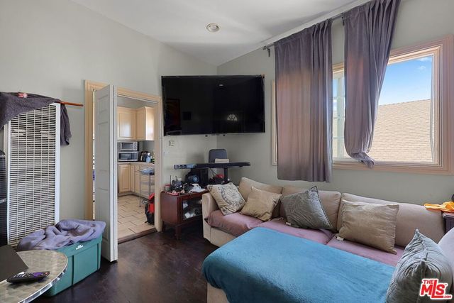 340 Firmin Street, Los Angeles, CA 90026