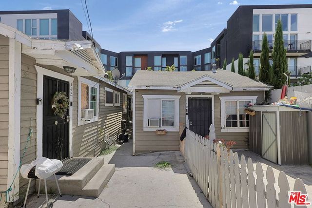 340 Firmin Street, Los Angeles, CA 90026