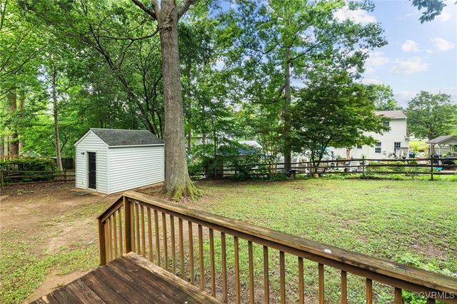 10924 Sunset Hills Dr, North Chesterfield, VA 23236