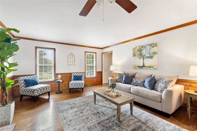 10924 Sunset Hills Dr, North Chesterfield, VA 23236