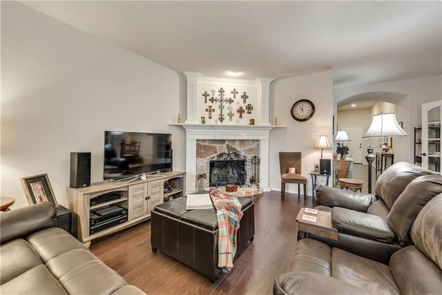 2019 Enchanted Rock Drive, Forney, TX 75126