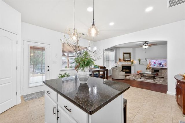 4821 Clarkstone Circle, Flowery Branch, GA 30542