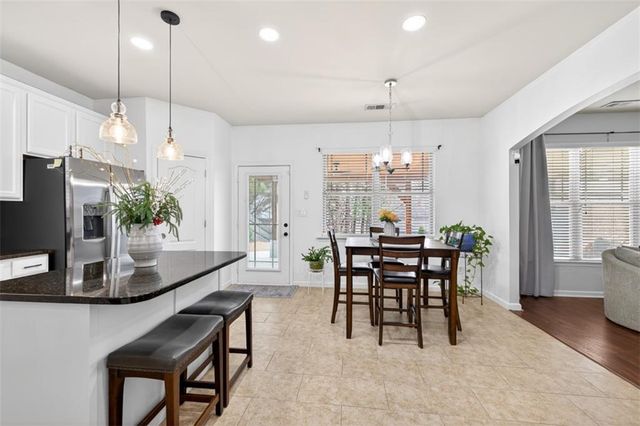 4821 Clarkstone Circle, Flowery Branch, GA 30542