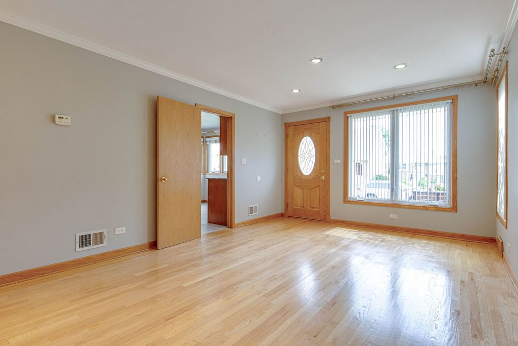 2574 Rhodes Avenue, River Grove, IL 60171 — photo 3