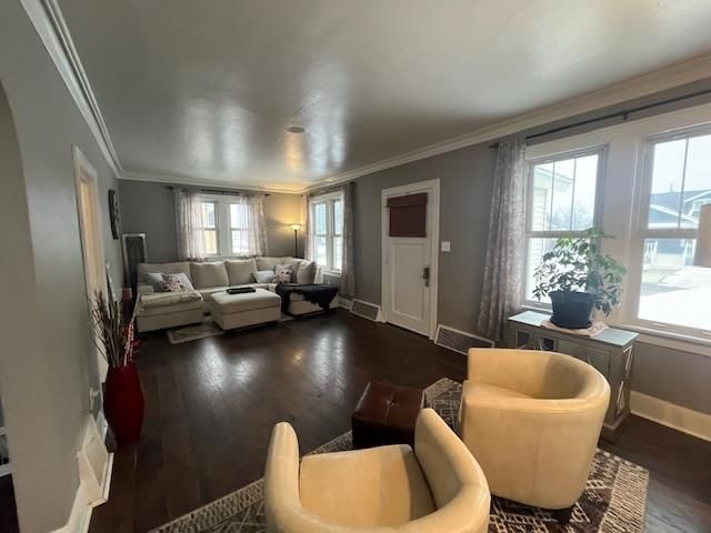 1613 17TH AVENUE, Menominee, MI 49858