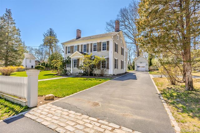 8 Terrell Lane, Stony Brook, NY 11790