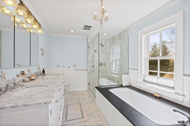 8 Terrell Lane, Stony Brook, NY 11790
