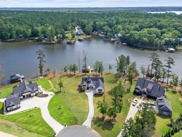 70 Quiet Cove Way, Monticello, GA 31064
