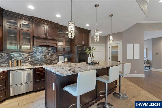 2074 Celeen Av SE, Salem, OR 97302