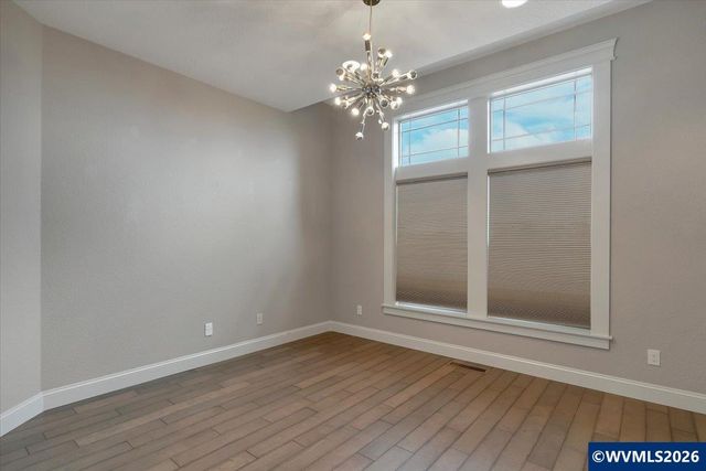 2074 Celeen Av SE, Salem, OR 97302