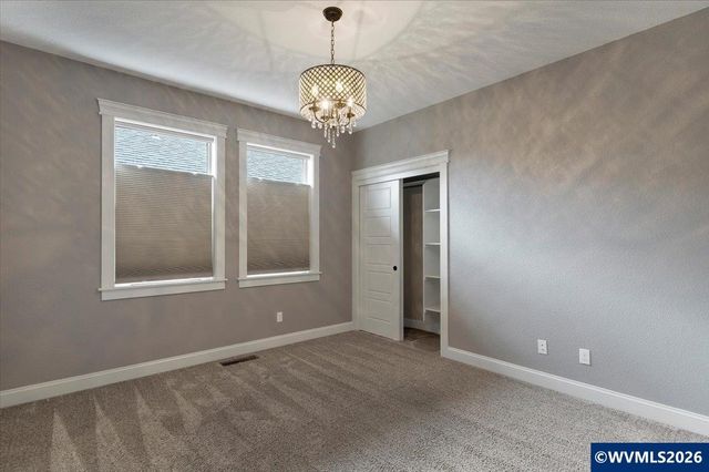 2074 Celeen Av SE, Salem, OR 97302