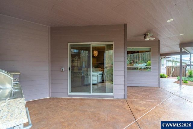 2074 Celeen Av SE, Salem, OR 97302