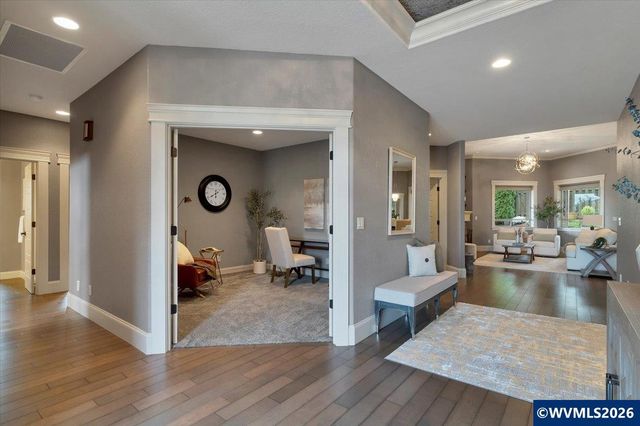 2074 Celeen Av SE, Salem, OR 97302