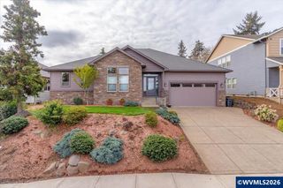 2074 Celeen Av SE, Salem, OR 97302