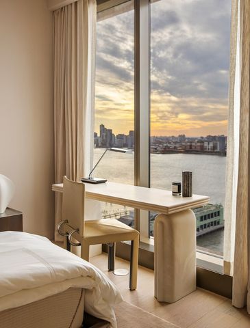 500 W 18TH Street W28B, New York City, NY 10011