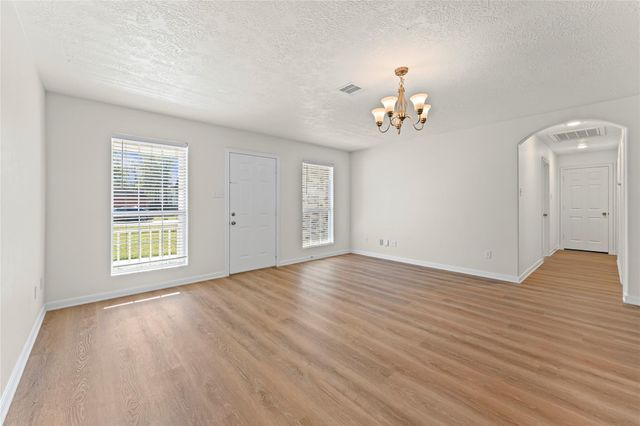 6622 Dillon Drive, Magnolia, TX 77354