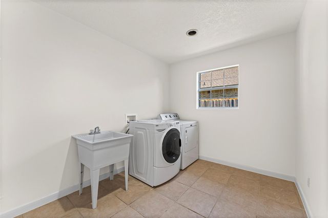 6622 Dillon Drive, Magnolia, TX 77354