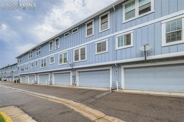 2546 Hatch Circle, Colorado Springs, CO 80918