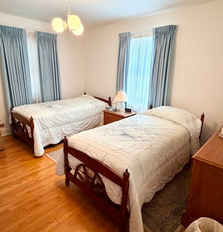 8149 S Vernon Avenue, Chicago, IL 60619