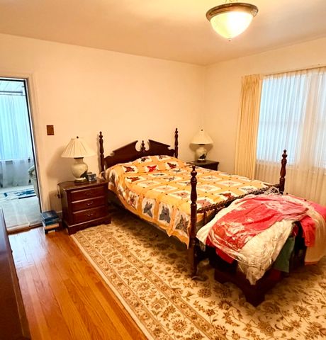8149 S Vernon Avenue, Chicago, IL 60619
