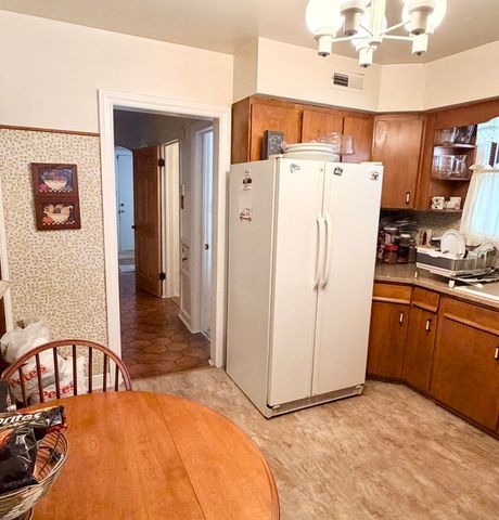 8149 S Vernon Avenue, Chicago, IL 60619