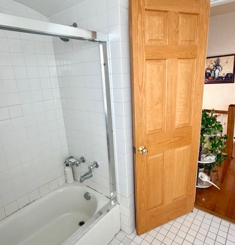 8149 S Vernon Avenue, Chicago, IL 60619