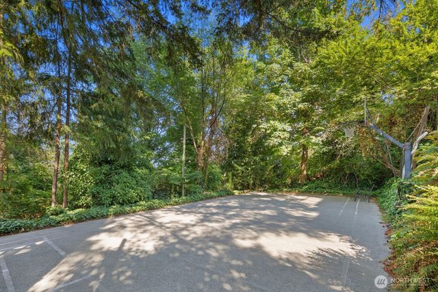 3642 37th Avenue W, Seattle, WA 98199