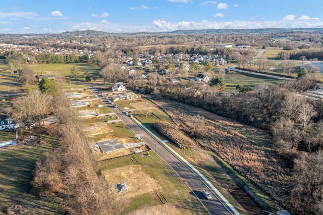 101 Centennial Lane, Columbia, TN 38401