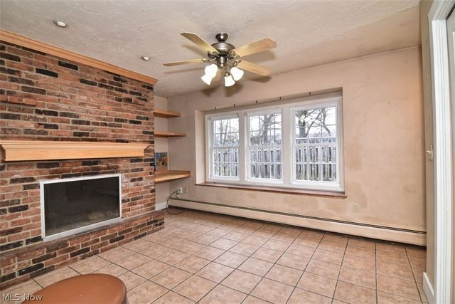 8803 Evergreen Drive, Mentor, OH 44060