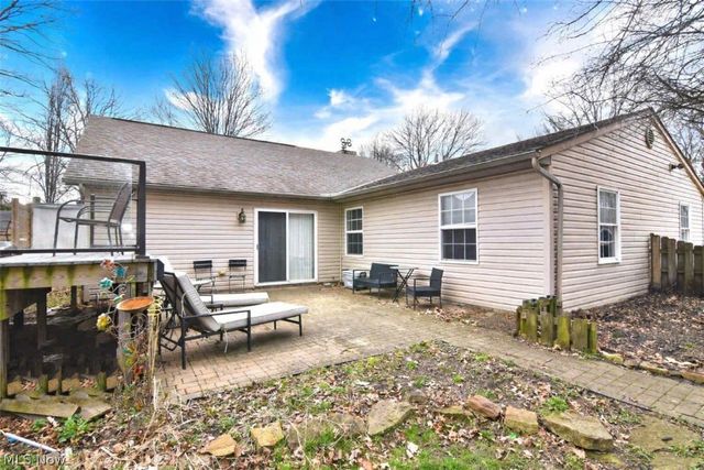 8803 Evergreen Drive, Mentor, OH 44060