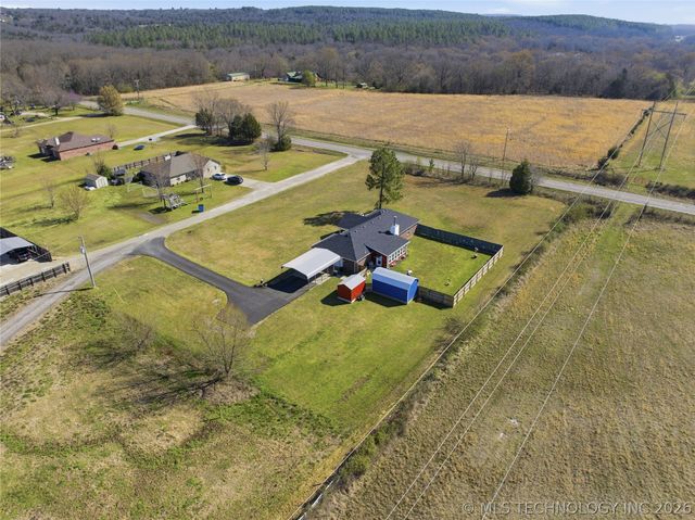 103600 S 4620 Road, Sallisaw, OK 74955