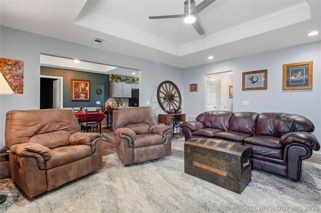 103600 S 4620 Road, Sallisaw, OK 74955