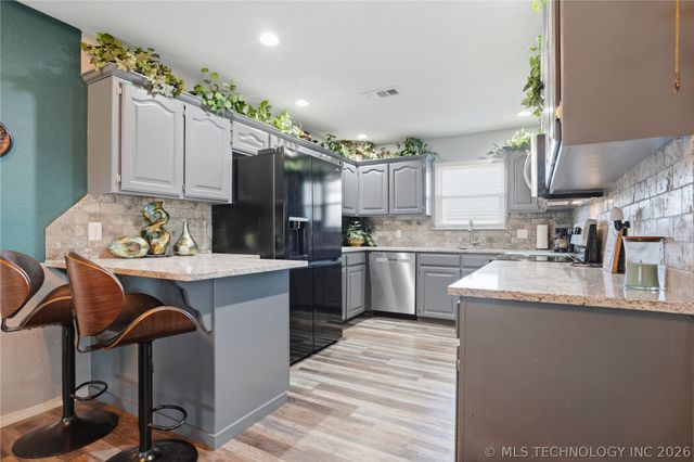 103600 S 4620 Road, Sallisaw, OK 74955